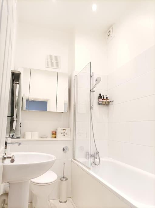 Modern And Cosy 2 Bedroom Flat In Notting Hill London Exterior photo